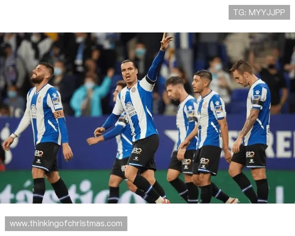 西甲新星风采:多位年轻球员本赛季表现稳健,持续提升竞争力 西甲新星风采:多位年轻球员本赛季表现稳健,持续提升竞争力